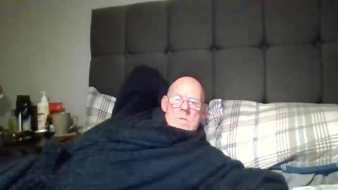 Snapshot of kevlooking4sez chatting on 16, 11, 2025 kevlooking4sez online show from 16, 11, 2025