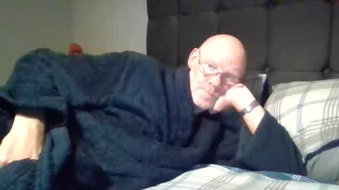 Snapshot of kevlooking4sez chatting on 14, 12, 2025 kevlooking4sez online show from 14, 12, 2025