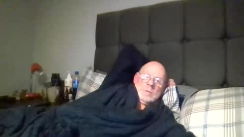 Snapshot of kevlooking4sez chatting on 19, 12, 2025 kevlooking4sez online show from 19, 12, 2025