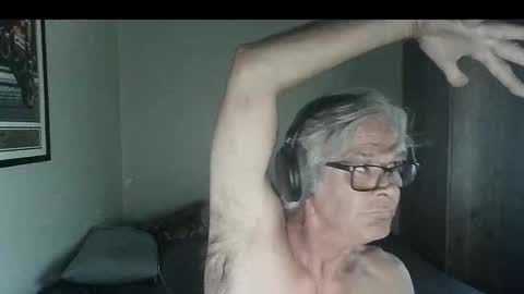 Snapshot of kevwestunder9696 chatting on 17, 11, 2025 kevwestunder9696 online show from 17, 11, 2025