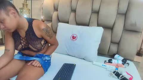 keyla nahir online show from 17, 9, 2025