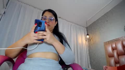 keyra_miller online show from 8, 1, 2025