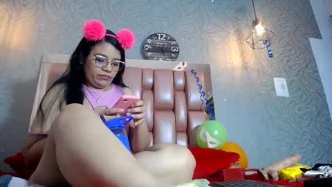 keyra_miller online show from 1, 3, 2025