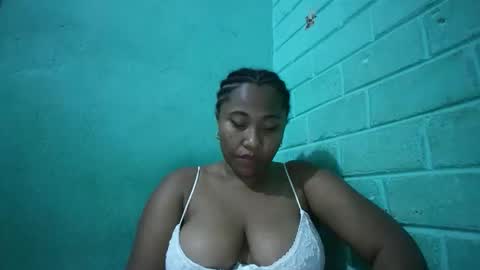 Snapshot of kezia0910 chatting on 5, 12, 2025 kezia0910 online show from 5, 12, 2025