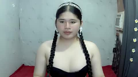 Your SweetGirl Ts online show from 5, 2, 2025