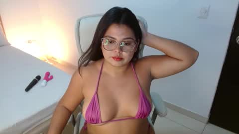 Snapshot of kiara2022 chatting on 16, 3, 2026 Kiara Evans online show from 16, 3, 2026