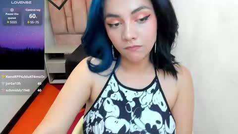 kiara Cruz online show from 7, 10, 2025