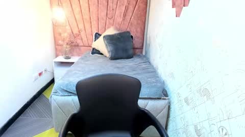 kiara Cruz online show from 7, 3, 2026