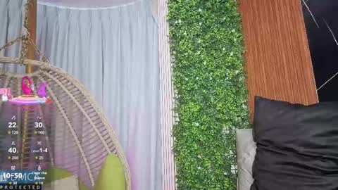 Kiara Zahiri online show from 30, 10, 2025