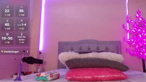 Snapshot of kiarabenedetti_ chatting on 5, 11, 2025 Kiara Benedetti online show from 5, 11, 2025