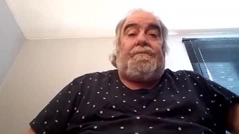 Snapshot of kickinme chatting on 2, 11, 2025 KICKINME online show from 2, 11, 2025