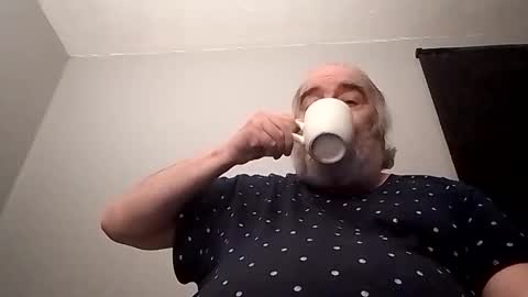 Snapshot of kickinme chatting on 13, 11, 2025 KICKINME online show from 13, 11, 2025