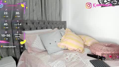 INSTAGRAM Kiannaweb  online show from 12, 9, 2025