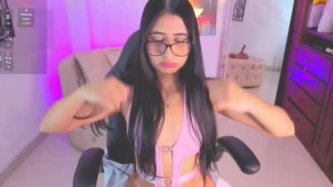 Snapshot of kiim__samanta chatting on 12, 11, 2025 kiim__samanta online show from 12, 11, 2025