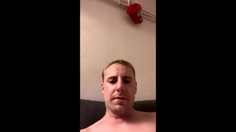 kiki frenchi online show from 30, 12, 2024