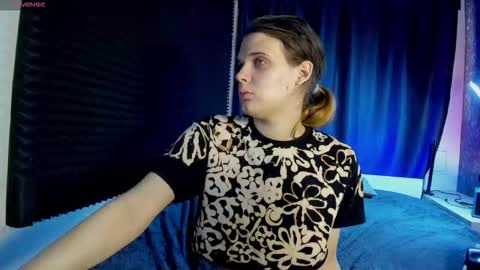 Snapshot of kiki_krash chatting on 7, 3, 2026 Kiki online show from 7, 3, 2026