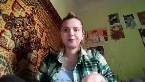 Snapshot of kikibang_ chatting on 31, 10, 2025 kikibang_ online show from 31, 10, 2025