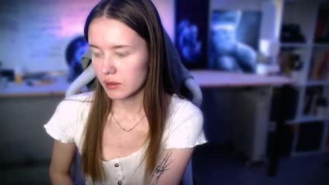 Mika and Miranda online show from 8, 12, 2024