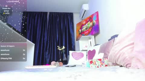 Kiki online show from 6, 2, 2025