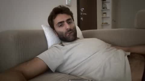 Snapshot of kikkus01 chatting on 23, 10, 2025 kikkus01 online show from 23, 10, 2025