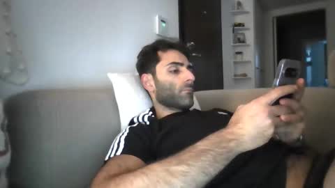 Snapshot of kikkus01 chatting on 22, 11, 2025 kikkus01 online show from 22, 11, 2025