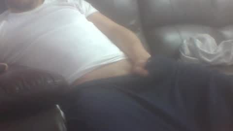 Snapshot of kiko83c chatting on 14, 10, 2025 New accound cavilacion online show from 14, 10, 2025