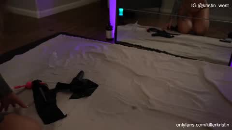 Snapshot of killerkristin_ chatting on 11, 11, 2025 Kristin online show from 11, 11, 2025