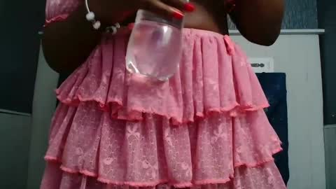 Snapshot of kilyetvera3x chatting on 28, 2, 2025 hanna online show from 28, 2, 2025