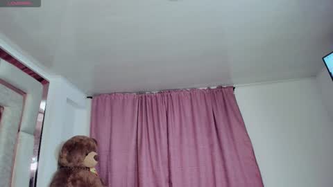 Nicole. online show from 30, 10, 2025