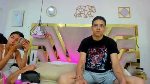 Snapshot of kim69_and_noah chatting on 11, 3, 2026 cherry online show from 11, 3, 2026