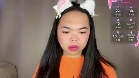 Snapshot of kim_kyile chatting on 27, 11, 2025 KYLIE online show from 27, 11, 2025