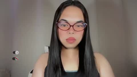 Snapshot of kim_kyile chatting on 30, 11, 2025 KYLIE online show from 30, 11, 2025