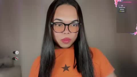 Snapshot of kim_kyile chatting on 5, 12, 2025 KYLIE online show from 5, 12, 2025