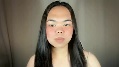 Snapshot of kim_kyile chatting on 22, 12, 2025 KYLIE online show from 22, 12, 2025