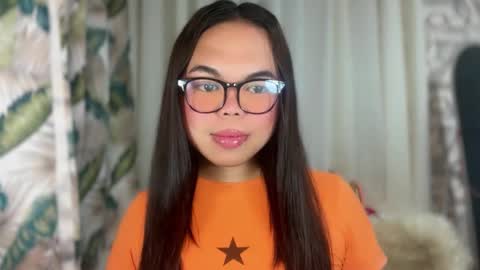 Snapshot of kim_kyile chatting on 18, 1, 2026 KYLIE online show from 18, 1, 2026