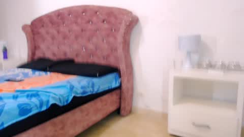 K I M online show from 28, 1, 2025