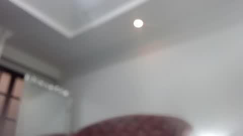 K I M online show from 9, 3, 2025