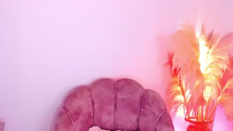 Kim Murphy online show from 5, 2, 2025