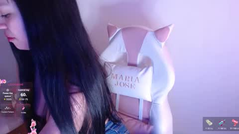 Snapshot of kim_perrii chatting on 16, 12, 2025 Kim online show from 16, 12, 2025