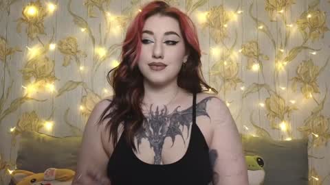 Hi Im Kimberly but u can call me Kim. Turn on ur sound i love to talk and moan online show from 4, 12, 2024