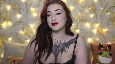 Hi Im Kimberly but u can call me Kim. Turn on ur sound i love to talk and moan online show from 25, 12, 2024