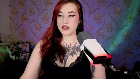Hi Im Kimberly but u can call me Kim. Turn on ur sound i love to talk and moan online show from 6, 10, 2025