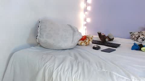 Snapshot of kimandyuk chatting on 25, 1, 2025 Kim  Yuk online show from 25, 1, 2025