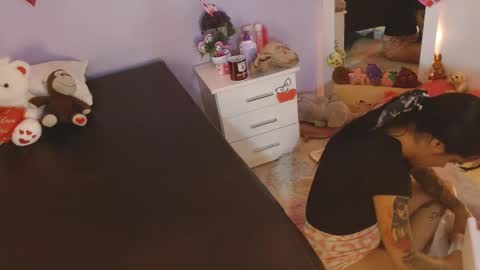 Snapshot of kimandyuk chatting on 20, 2, 2025 Kim  Yuk online show from 20, 2, 2025