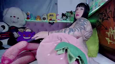 vivi independent model  online show from 22, 2, 2026