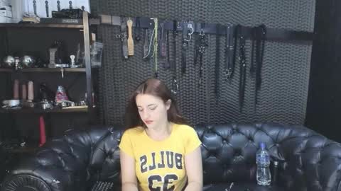  KIMBERLY SWAN  online show from 15, 2, 2026