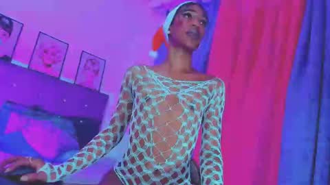 Your Queen KIM online show from 24, 12, 2024