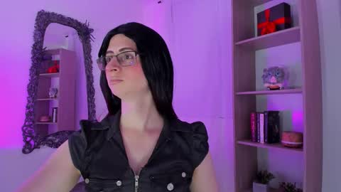 kimberly_thonson online show from 16, 11, 2025