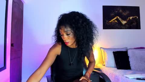 Snapshot of kimberlybanks2 chatting on 7, 3, 2025 Kimberly Banks online show from 7, 3, 2025