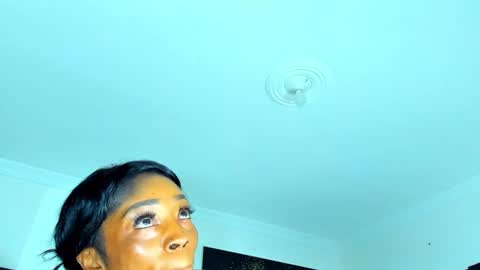 Snapshot of kimberlybanks2 chatting on 10, 2, 2026 Kimberly Banks online show from 10, 2, 2026